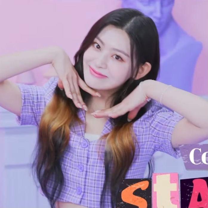STAYC Seeun1
