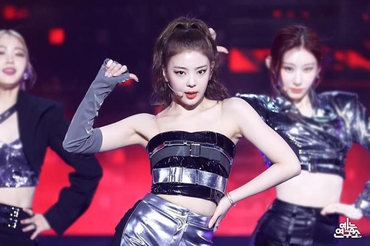 ITZY 리아1