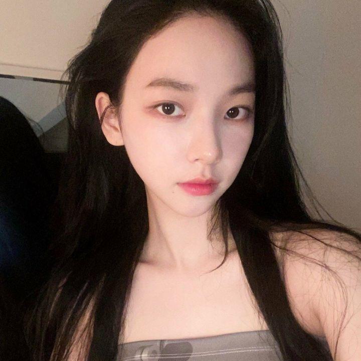 화장 연하게 한 카리나5