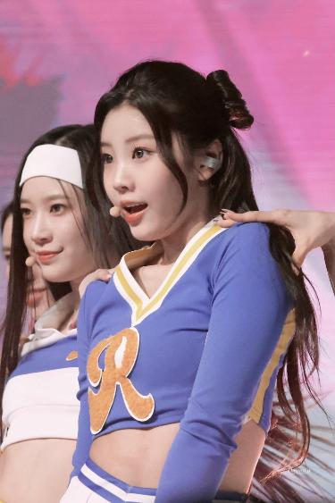 ILLIT WONHEE1
