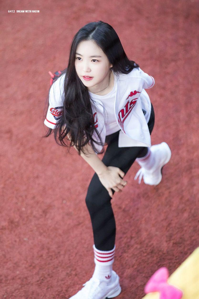 손나은3