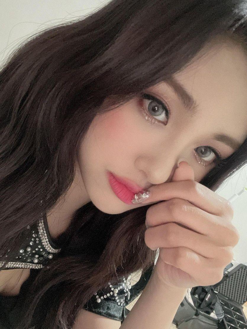 EVERGLOW 허유림3