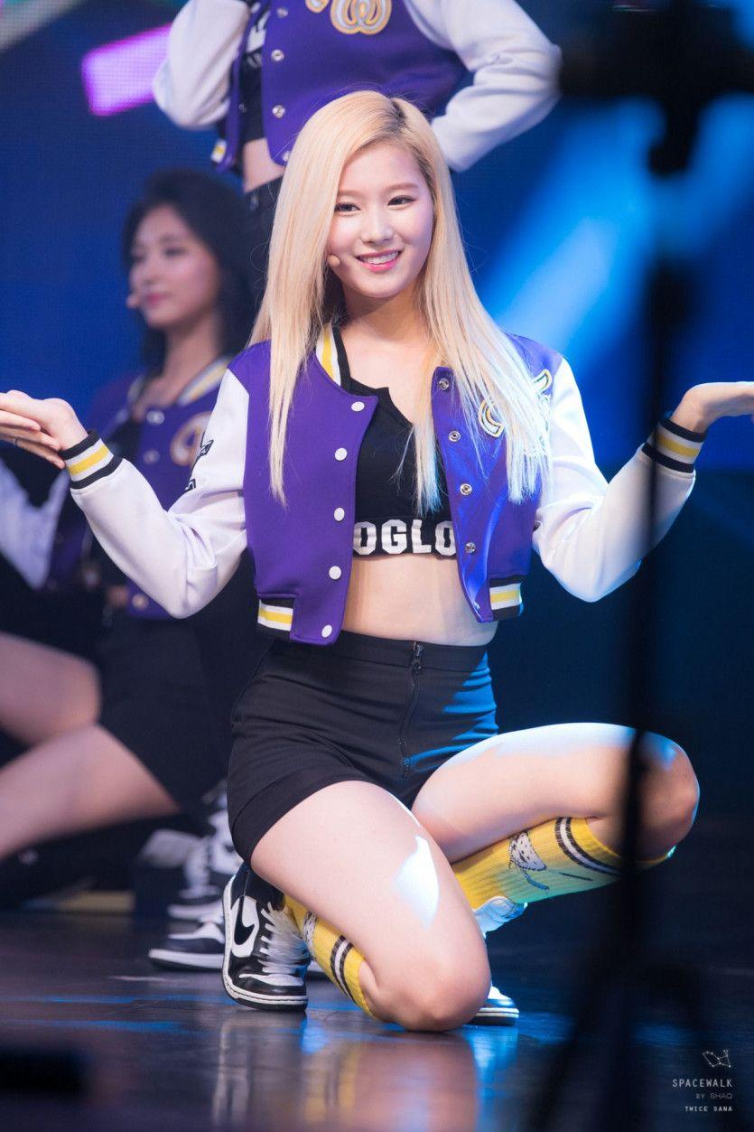 TWICE 사나1
