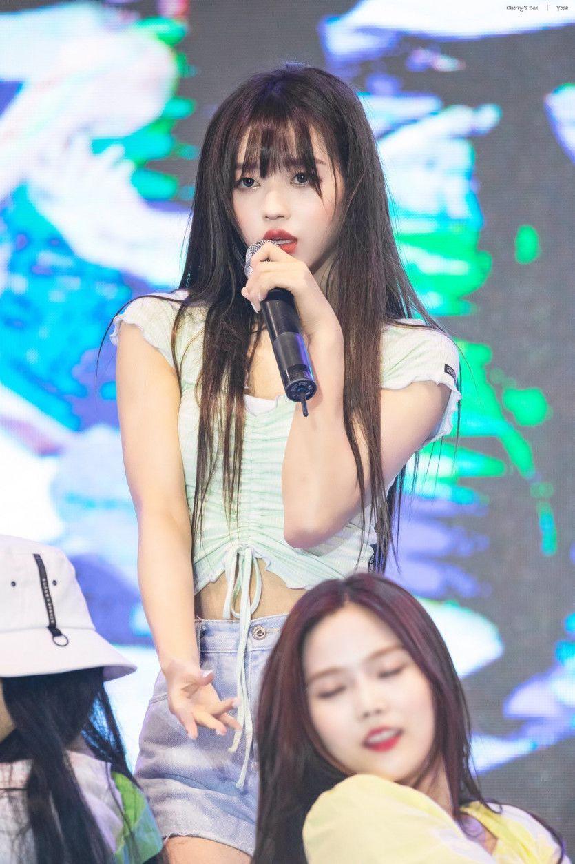 오마이걸 유시아1