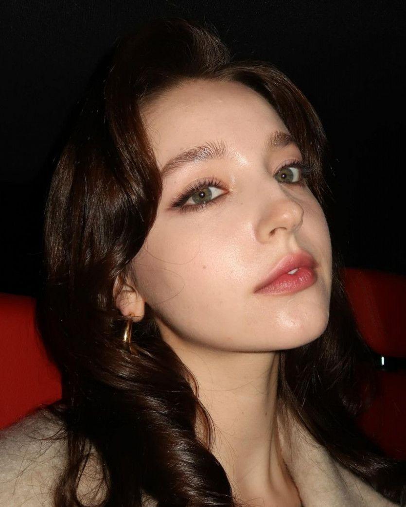 안젤리나 다닐로바 34