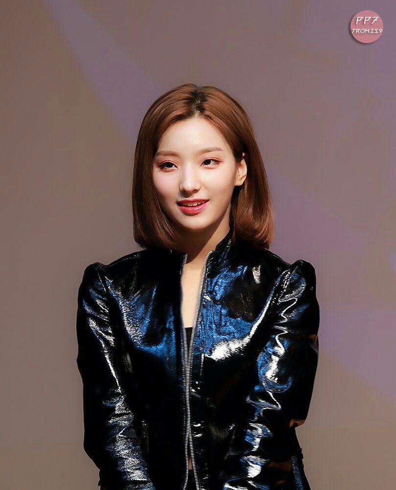 FROMIS_9  Lee Sae Rom0