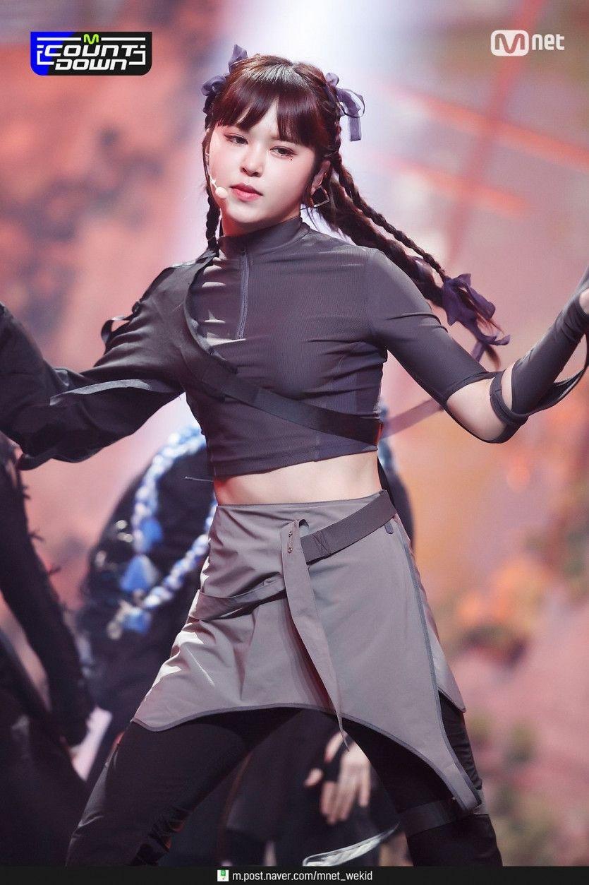 EVERGLOW 박지원1