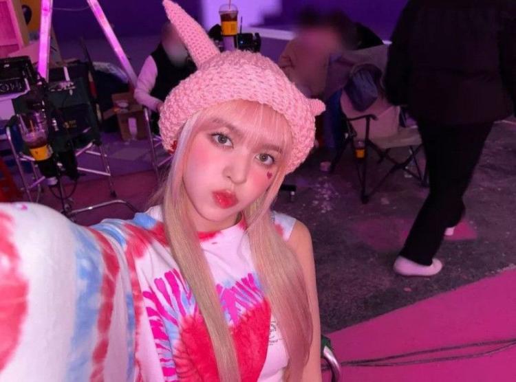 NMIXX lily4