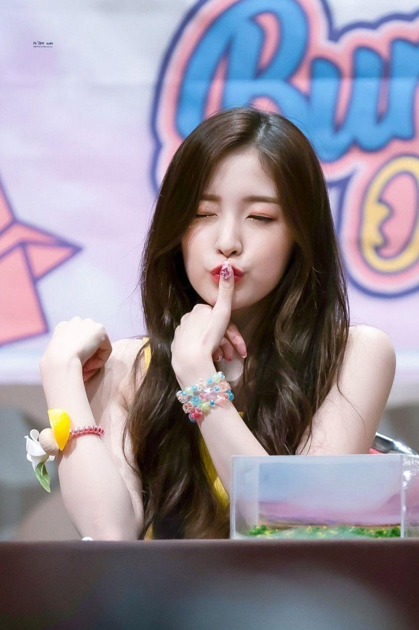 Oh My Girl Arin3
