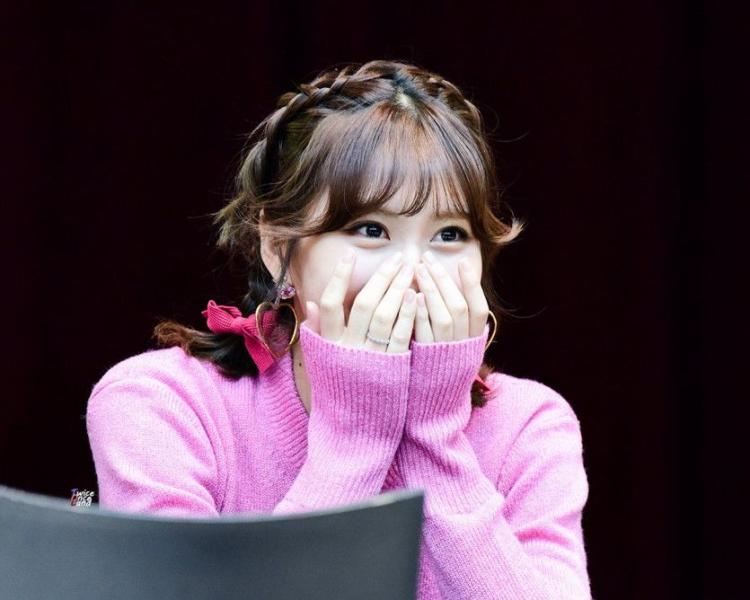 트와이스 모모1
