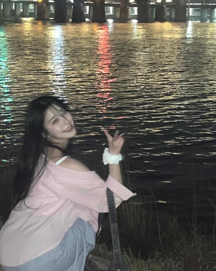 프로미스나인 백지헌1