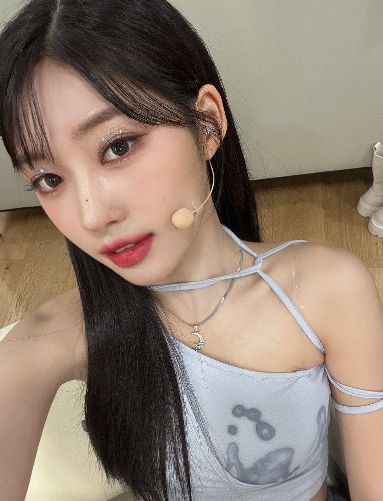 EVERGLOW SIHYEON0