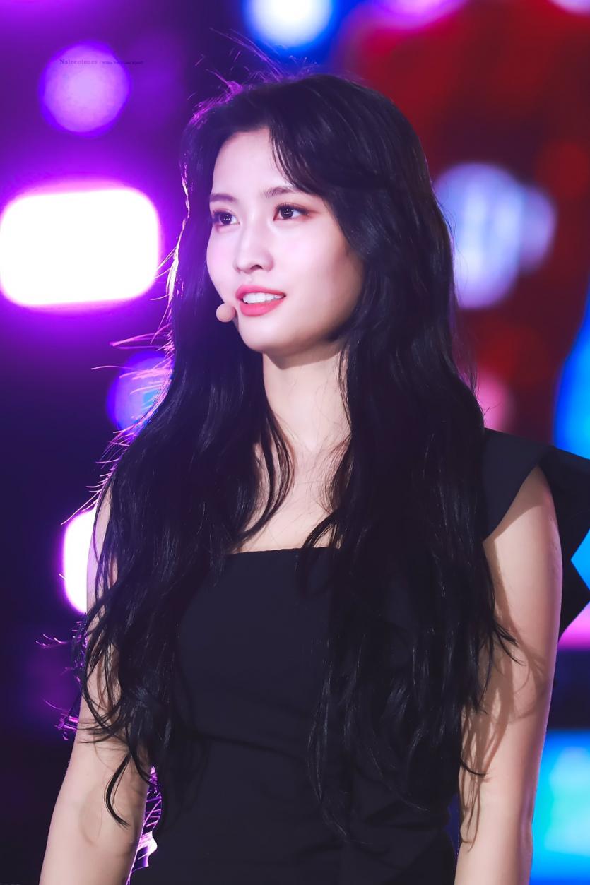 TWICE 모모1