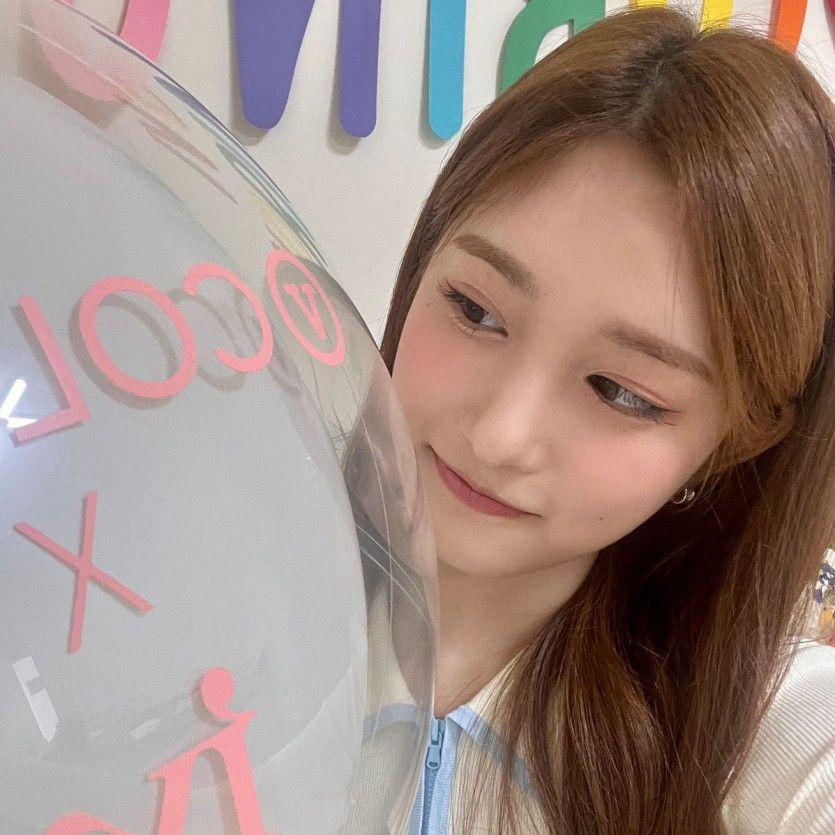 IVE LEESEO2