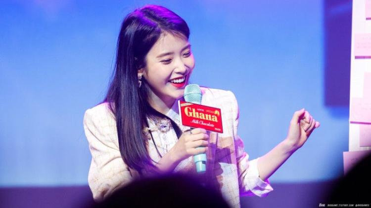 아이유4