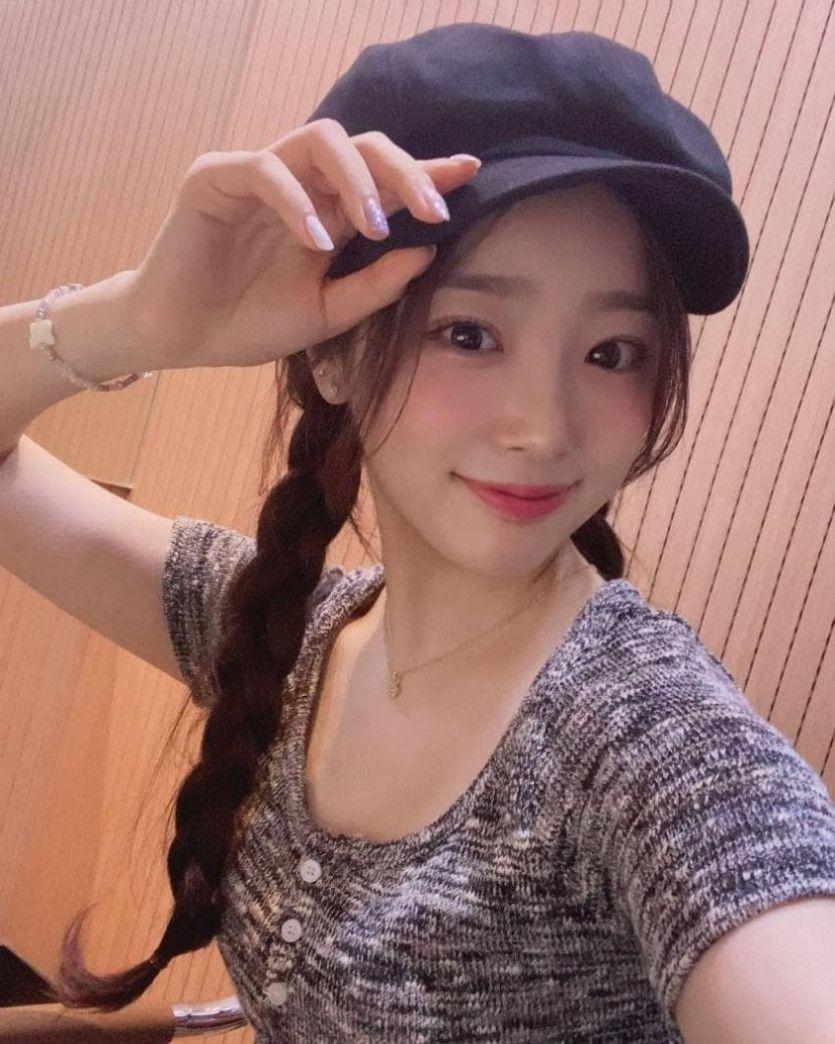 빵모자 쓴 라잇썸 히나1