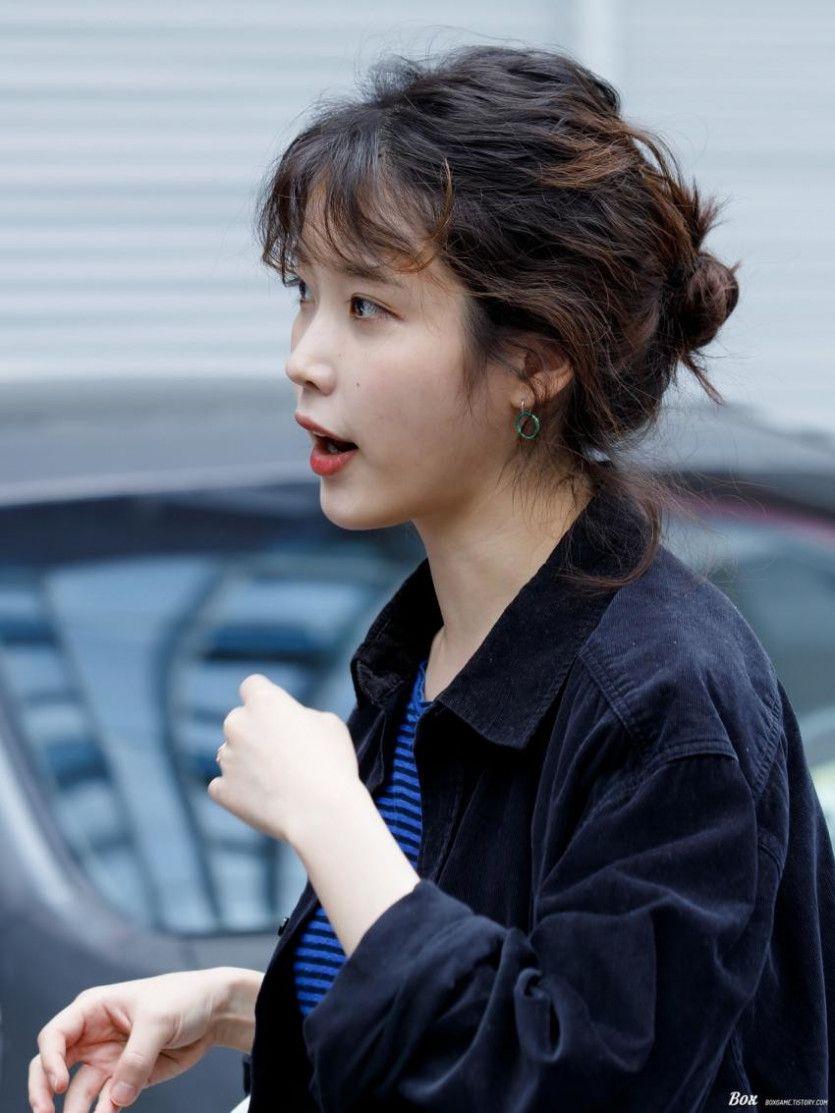 늦게 온 팬 놀리는 아이유1