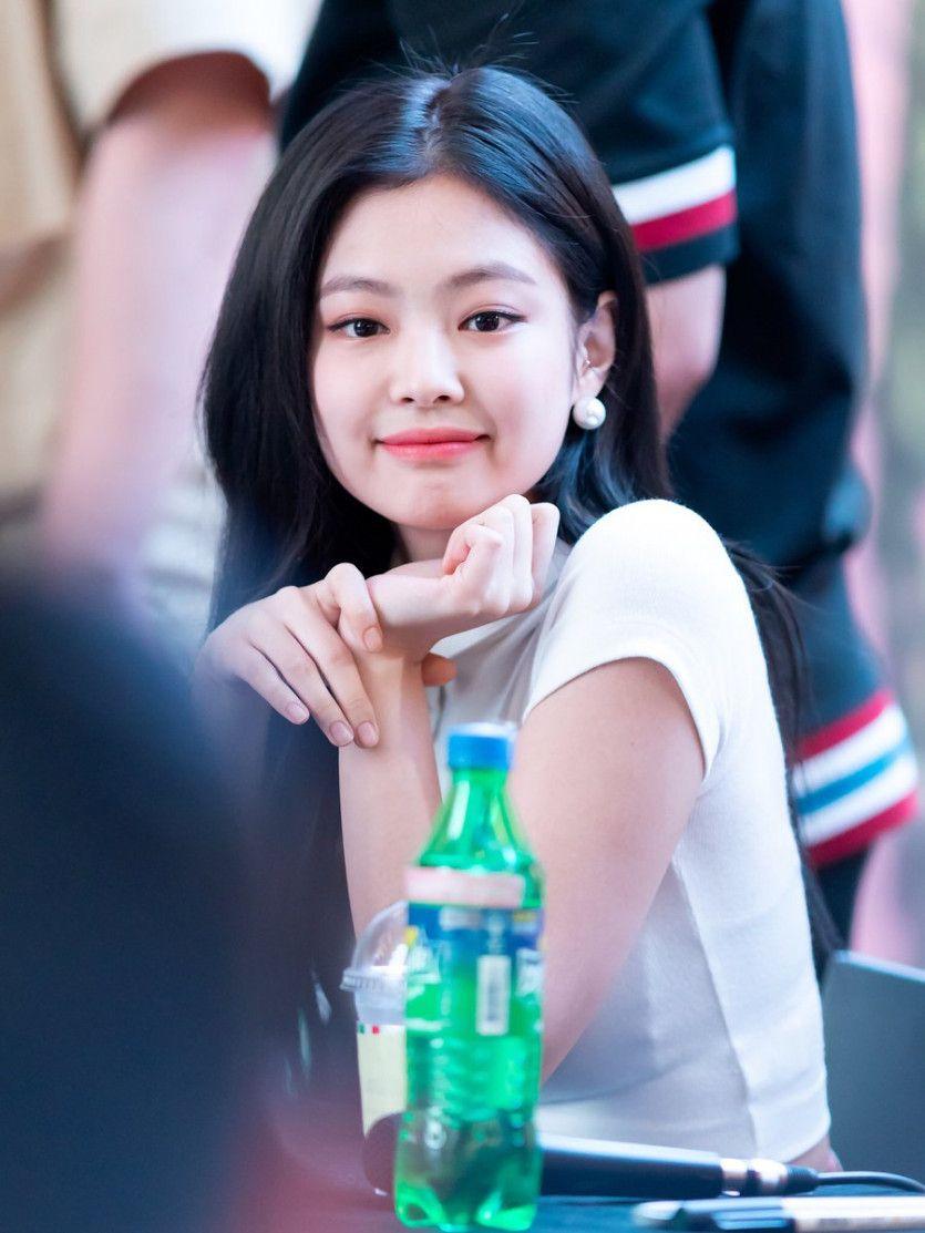블랙핑크 제니1