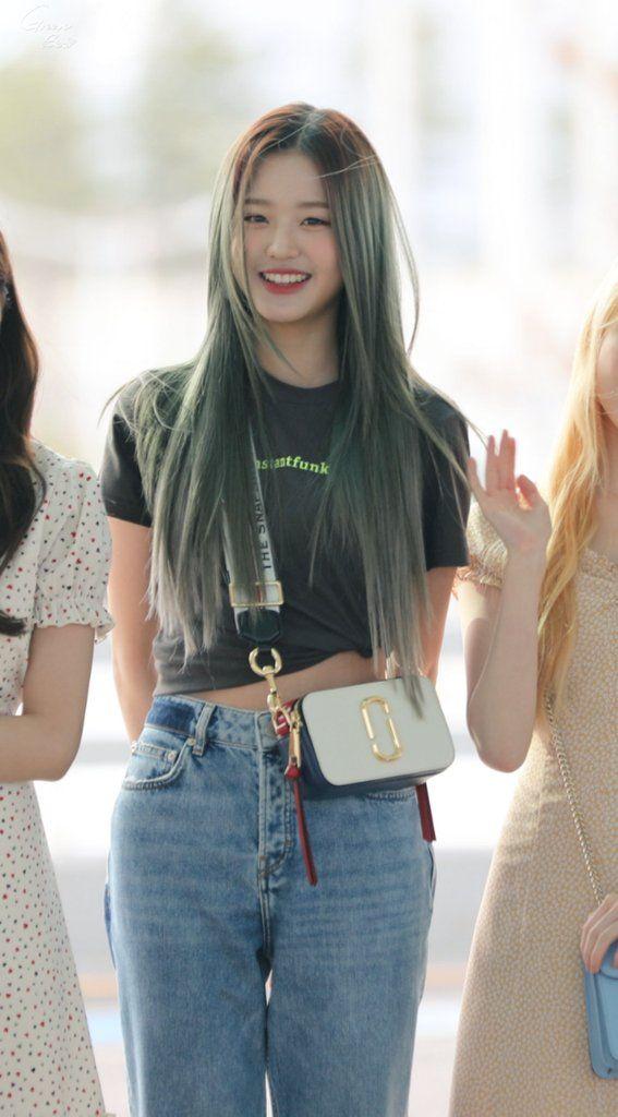 아이즈원 영 이채연 권은비 강혜원, 공항 외 (24 p)2