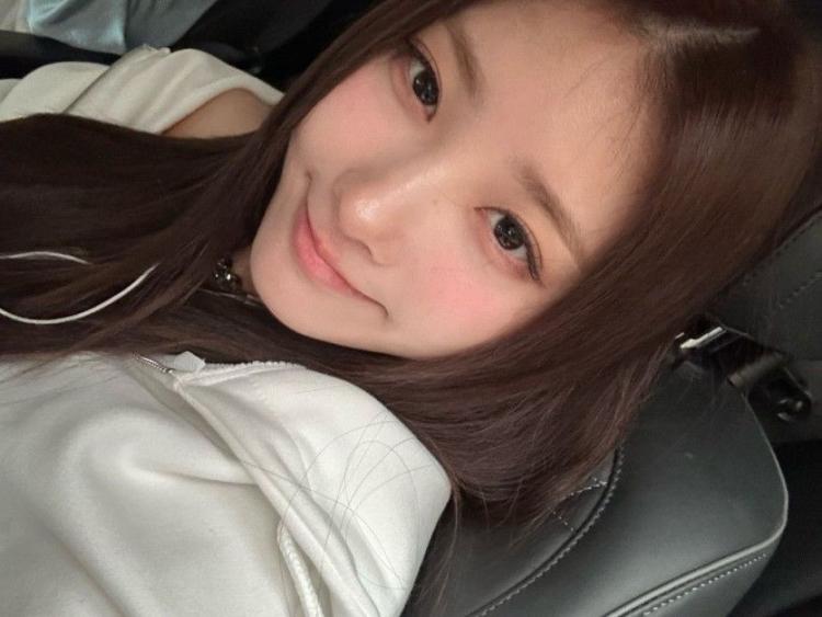 PURPLE KISS LEE CHAEYOUNG0