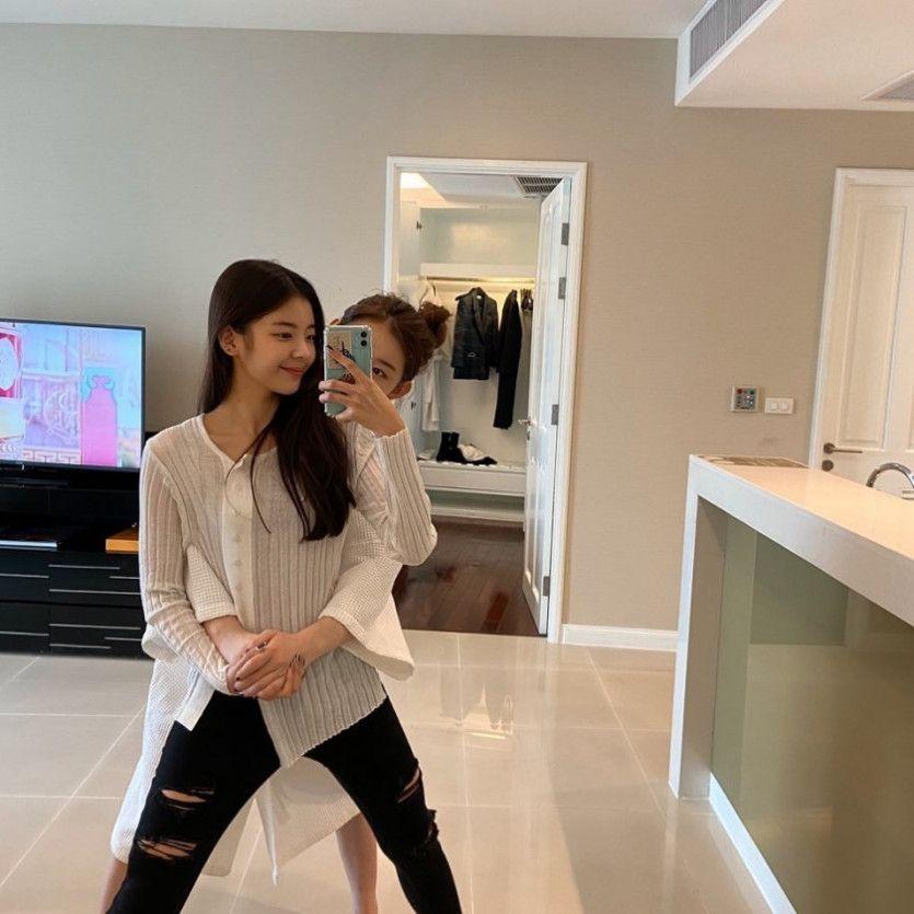 있지 리아0