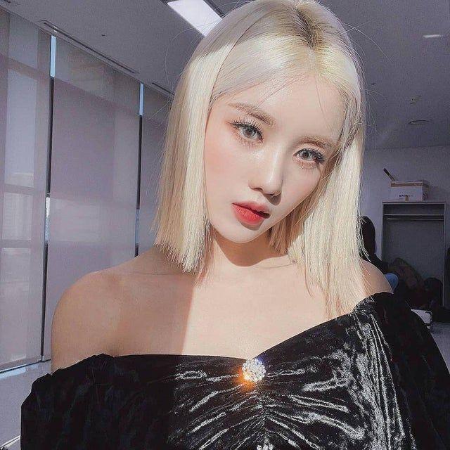 권은비 인스타5