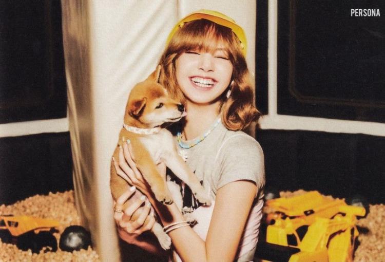 BLACKPINK LISA1