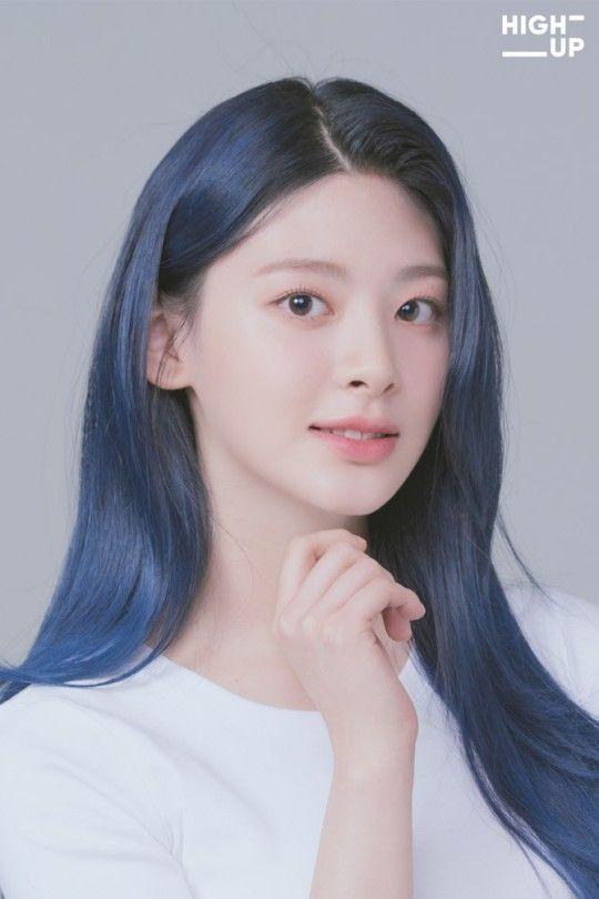 블랙아이드필승 제작 1호 걸그룹 프로필 사진2