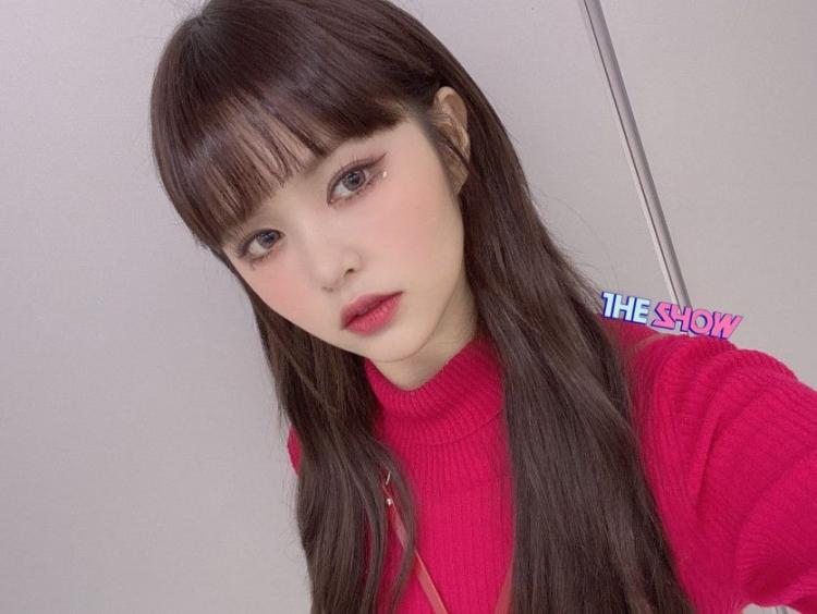 EVERGLOW 박지원1