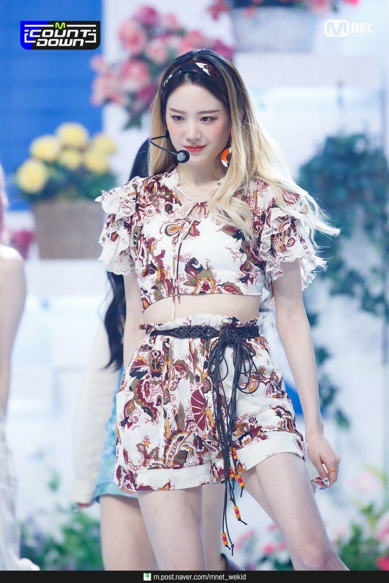 FROMIS9 Jang Gyuri3