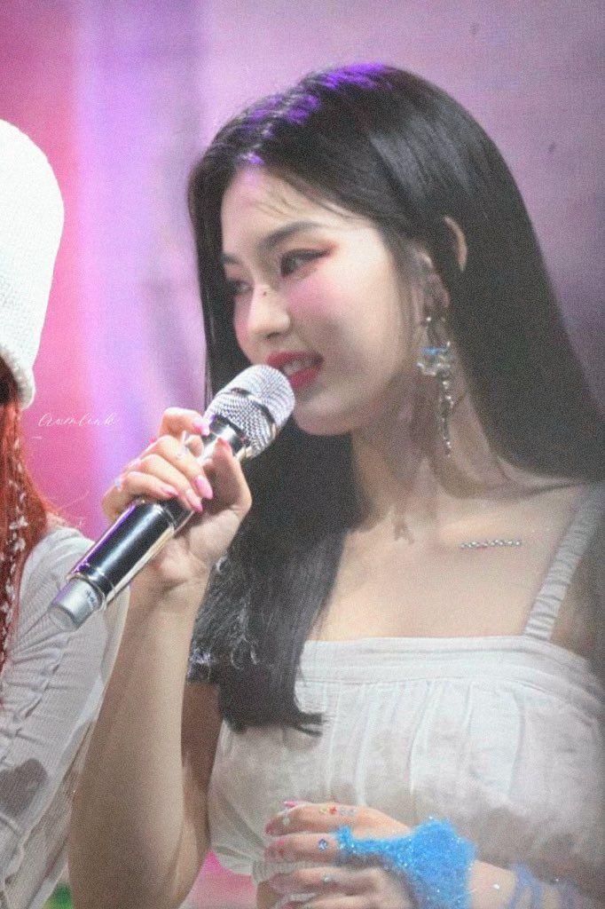 스테이씨 이채영1