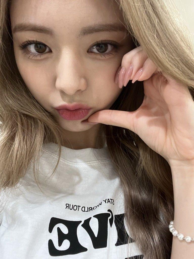 ITZY 유나1