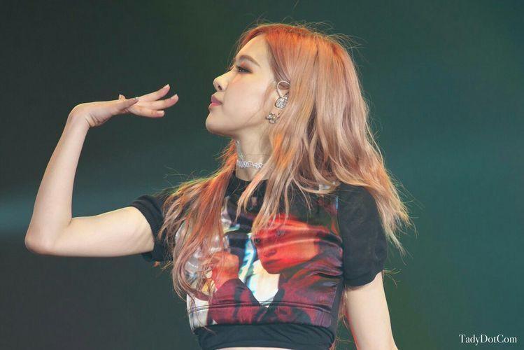 BLACKPINK ROSE2
