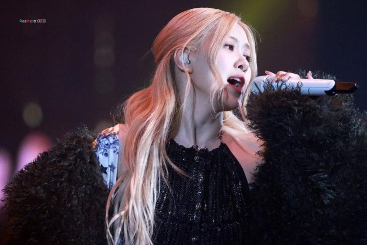 BLACKPINK ROSE3