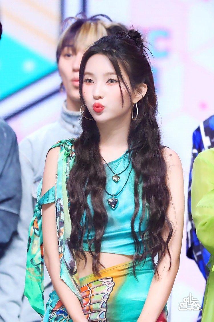 (G)I-DLE soyeon1