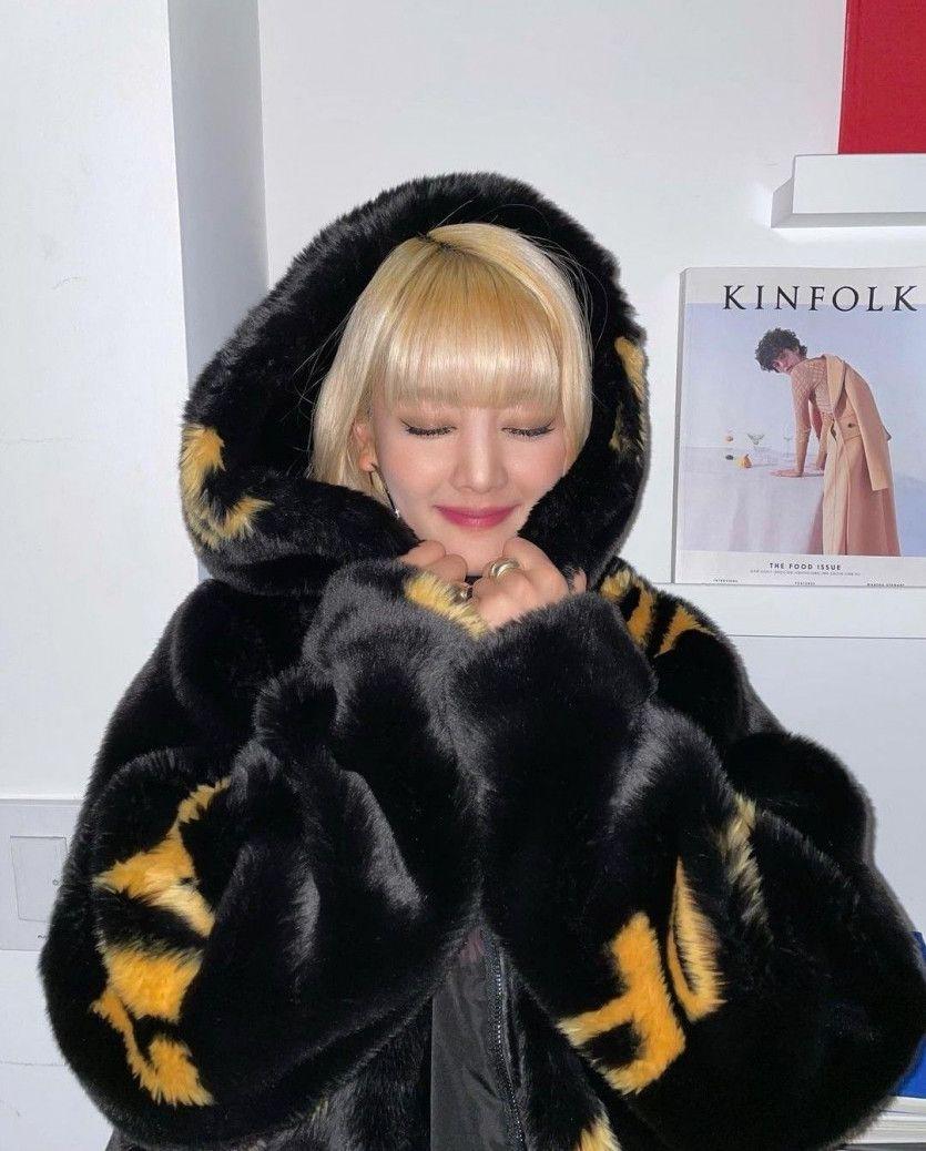 (G)I-DLE minnie0