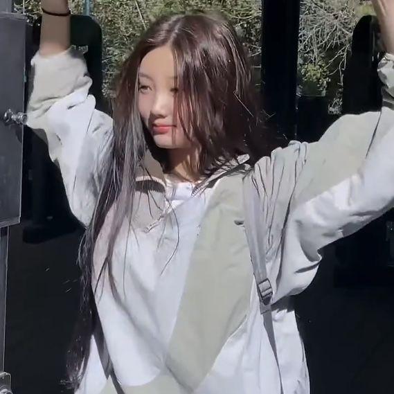 ILLIT WONHEE1