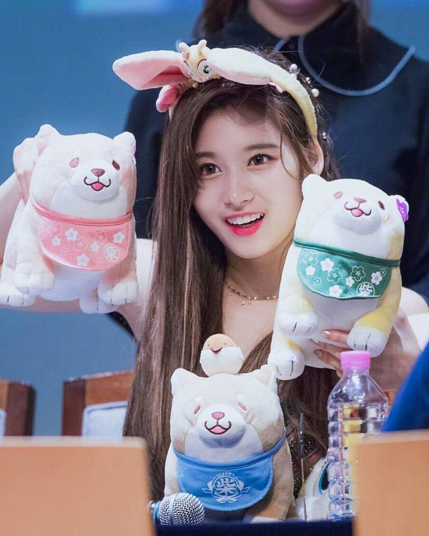 예쁜 사나8