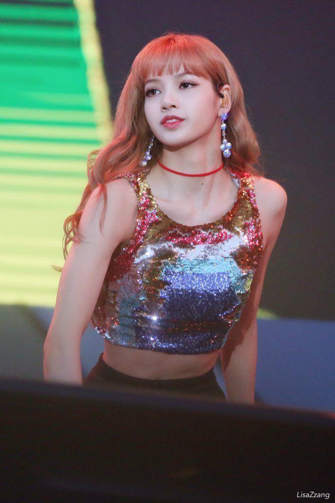 블랙핑크 리사5