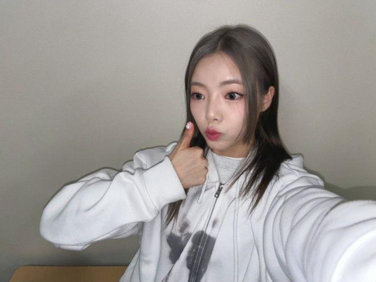 PURPLE KISS  NA GOEUN2