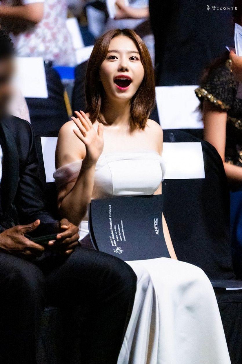 드레스 입은 김소혜0