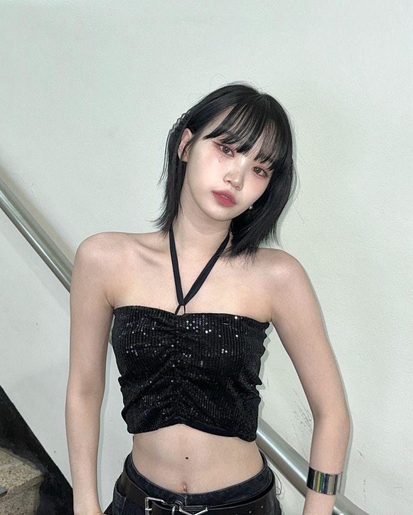 LE SSERAFIM CHAEWON0