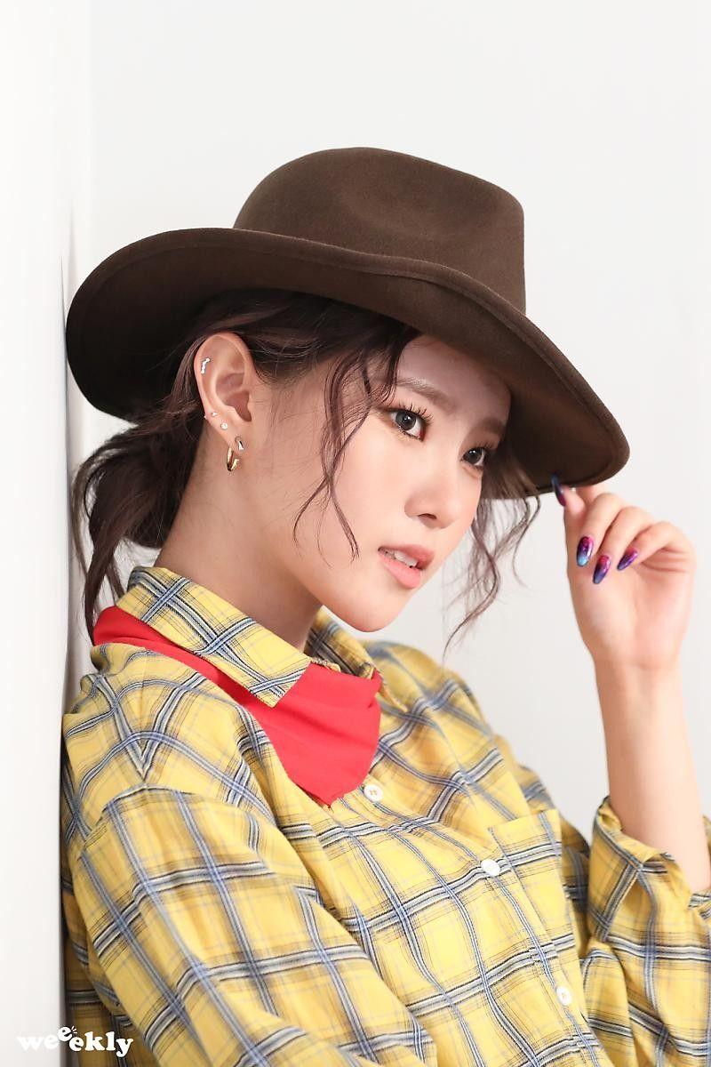 WEEEKLY Kim Ji Min2