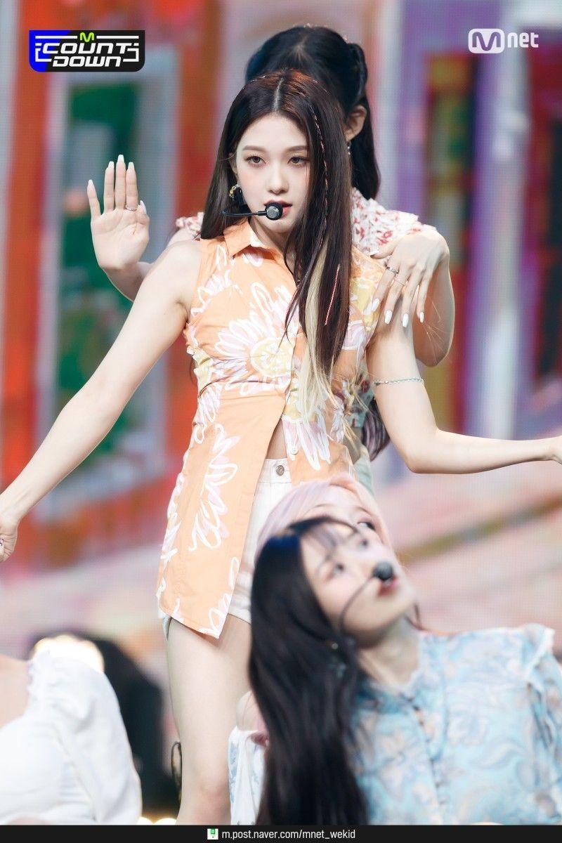 FROMIS9 Lee Seo Yeon4