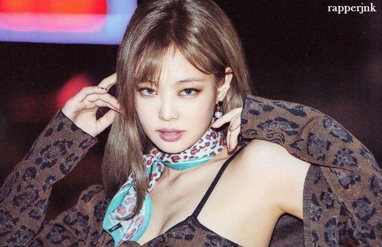 BLACKPINK JENNIE0