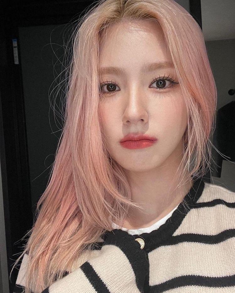 (G)-IDLE 미연1