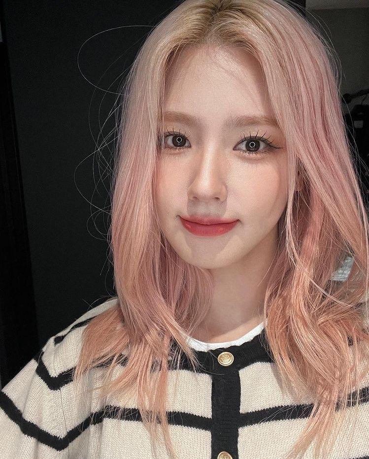 (G)-IDLE 미연2