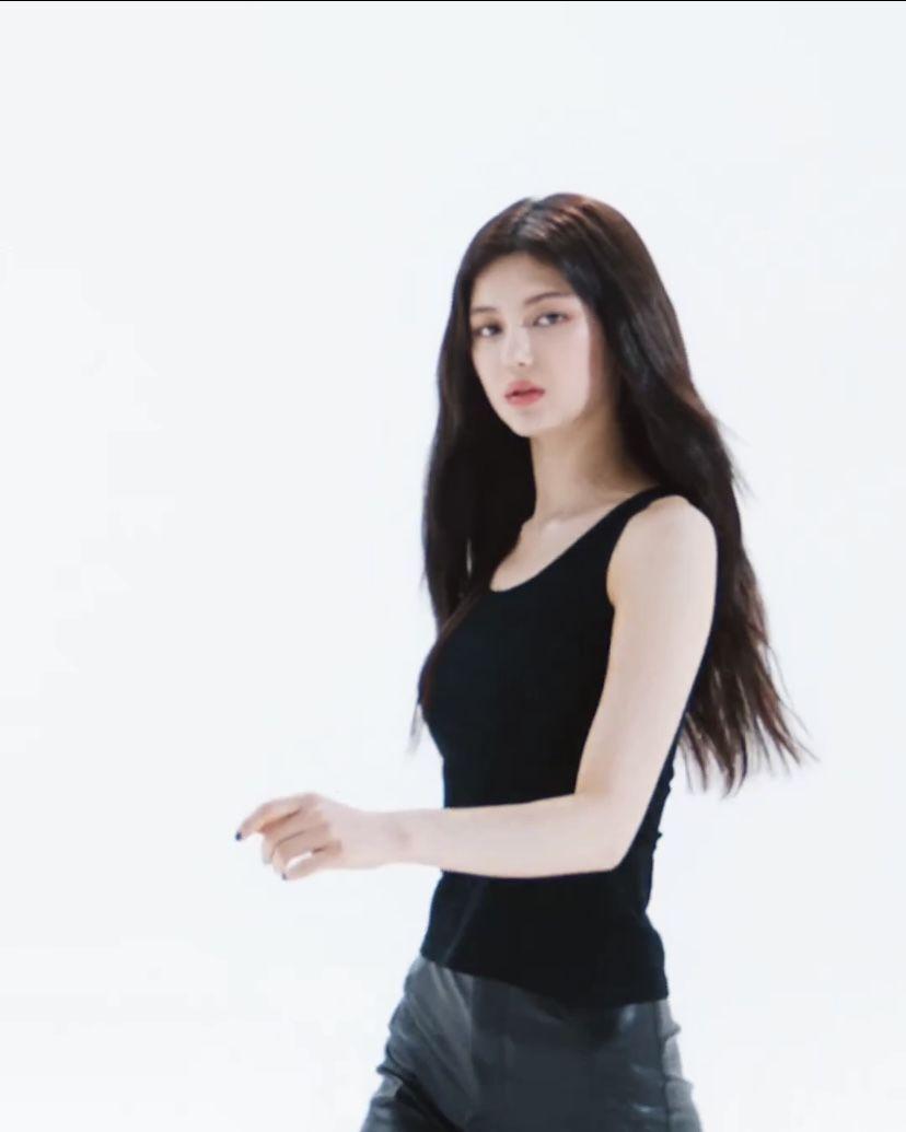 뉴진스 다니엘3