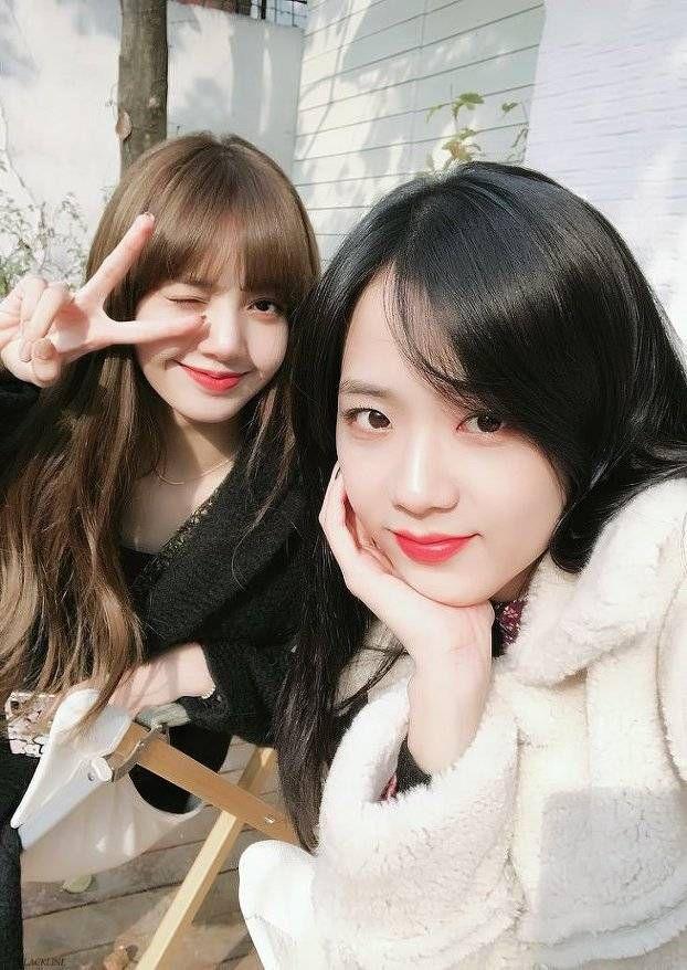 앞머리 자른 블랙핑크 지수 사진 모음0