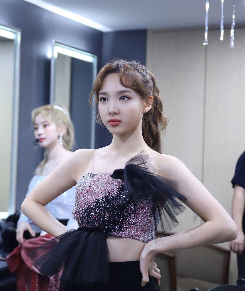 TWICE Nayeon1